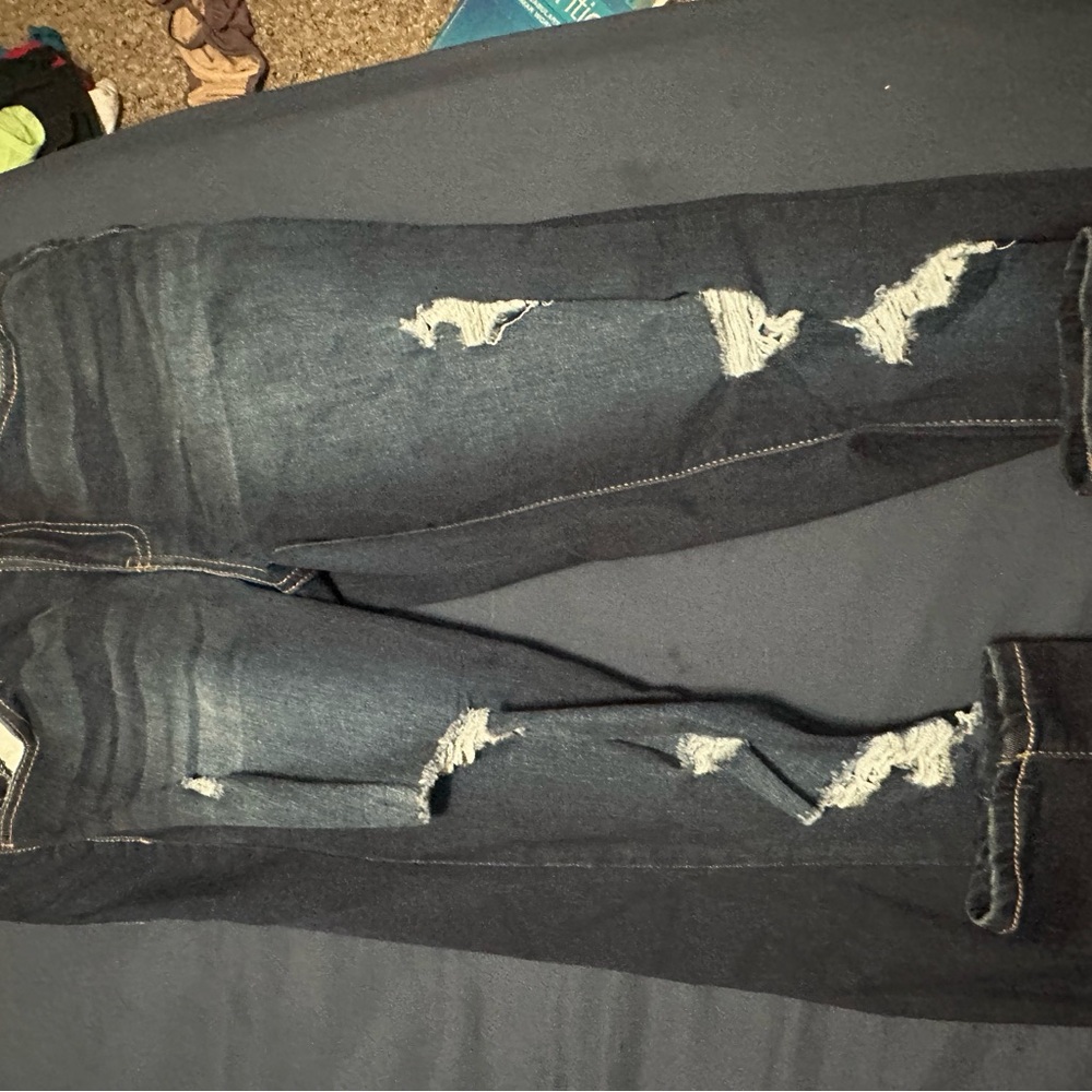Women Distressed Blue Jeans